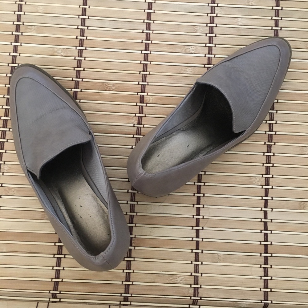 Stride Womens Flex Tan Pumps Velocity Shoes SZ 6